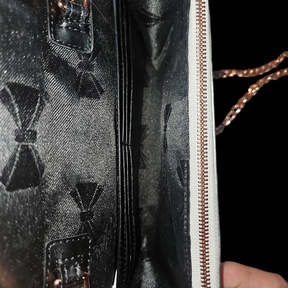 Ted Baker London - Picture 4 of 6